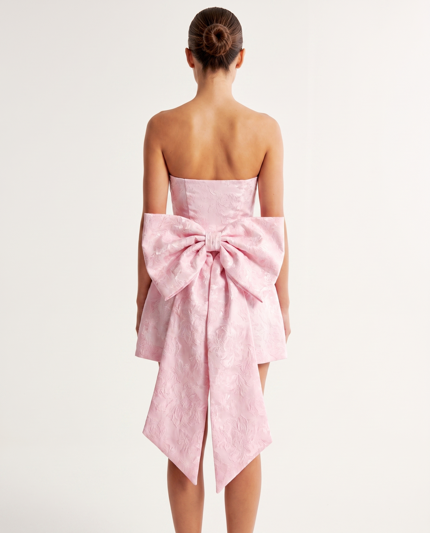 Abito corto in jacquard con fiocco Bianca